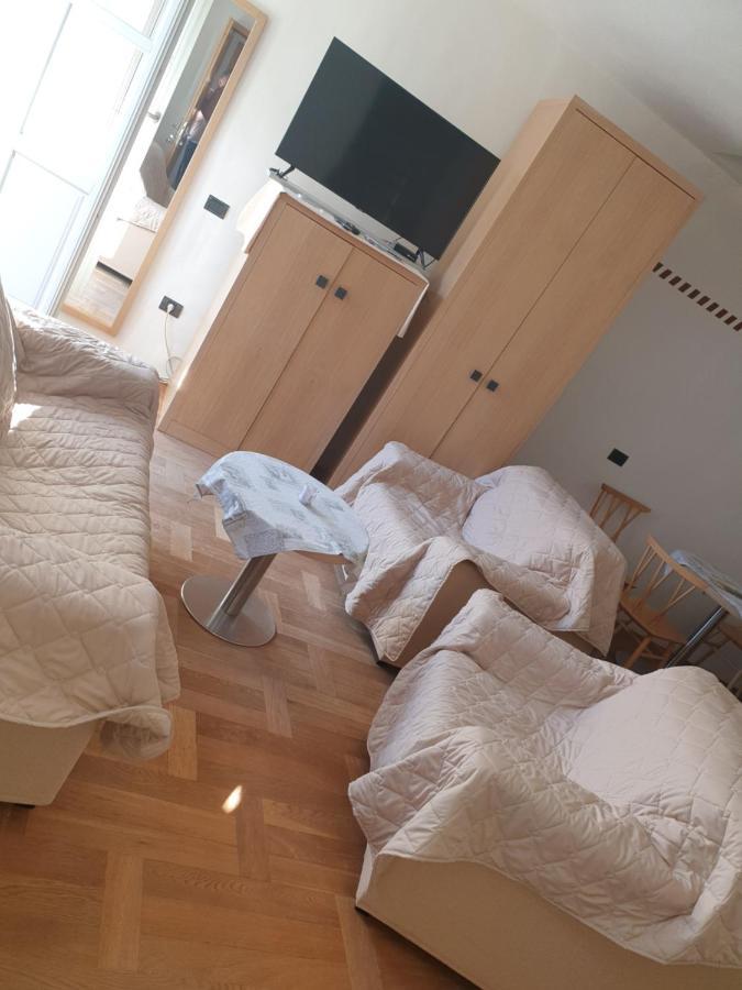 Smartno Apartmaji Goran Lägenhet Kojsko Exteriör bild